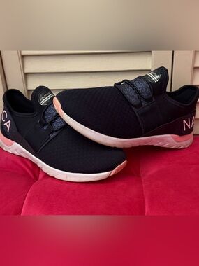 🌸NAUTICA SNEAKERS🌸